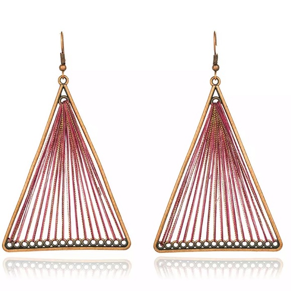 Jewelry - 🔴 5/$20 mauve gold thread triangle earrings